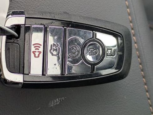 New 2025 Lincoln Aviator Reserve w/ Luxury Package image 26