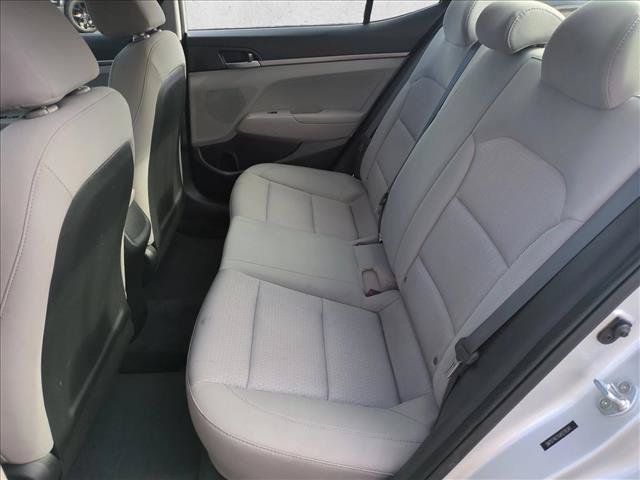 Used 2018 Hyundai Elantra SE FWD image 17