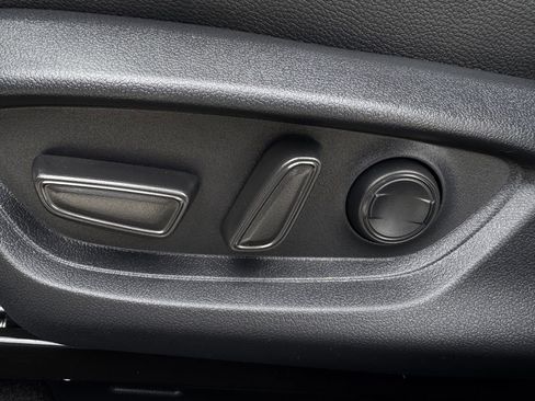 Used 2025 Toyota Camry XSE w/ Premium Package FWD image 28