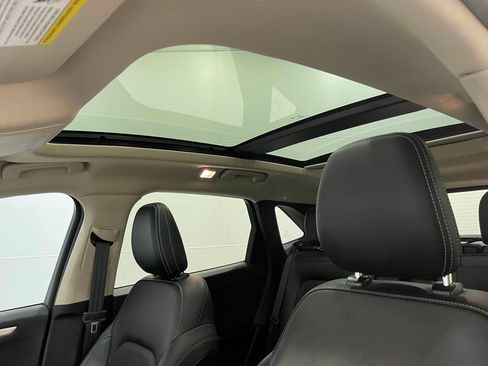 Used 2020 Ford Escape SEL FWD image 12