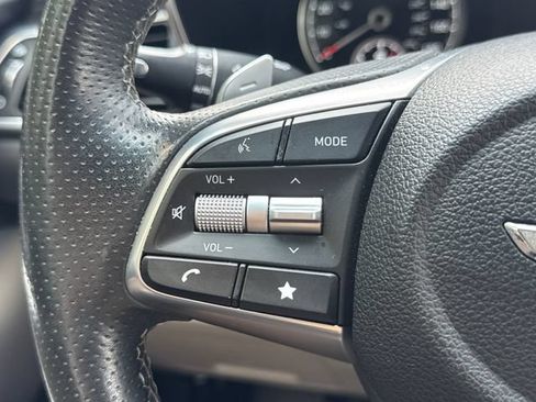 Used 2023 Genesis G70 2.0T AWD/4WD image 24