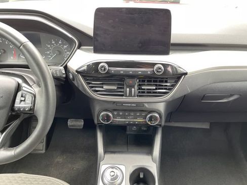 Used 2022 Ford Escape SE w/ Convenience Package FWD image 21
