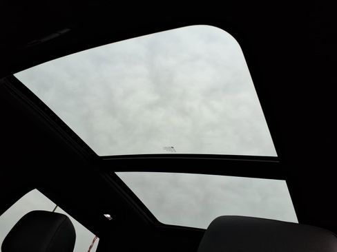 Used 2025 Chevrolet Blazer RS image 7