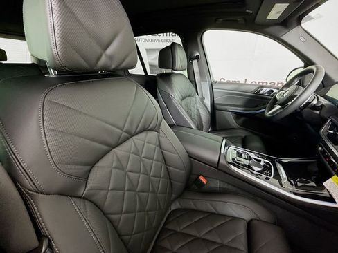 New 2026 BMW X5 xDrive50e w/ M Sport Package image 30