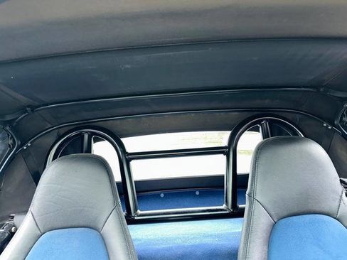 Used 1999 MAZDA MX-5 Miata RWD image 28