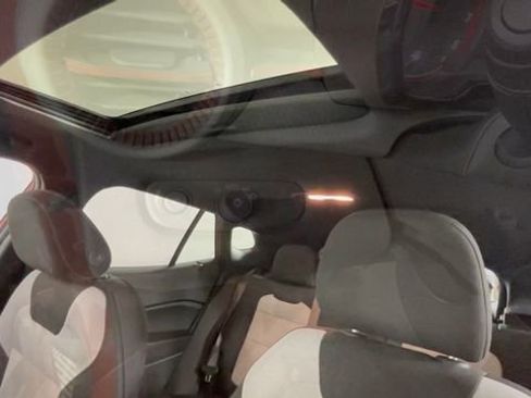 Used 2024 Chevrolet Trax RS w/ Sunroof Package FWD image 22
