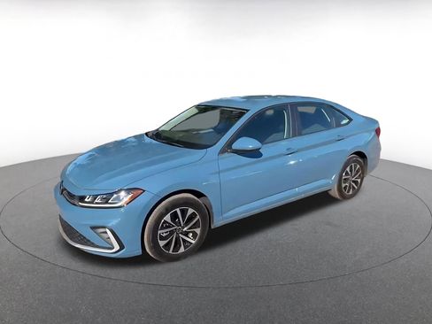 Used 2025 Volkswagen Jetta S image 7