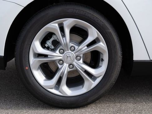 Used 2024 Honda Accord LX image 6