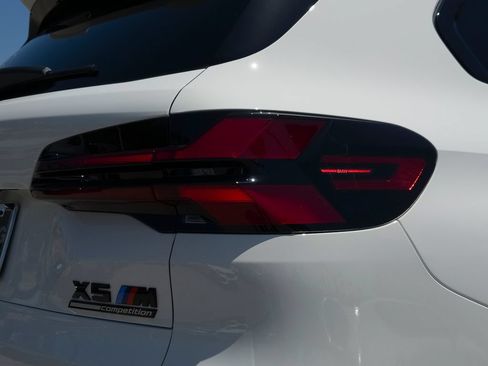 New 2026 BMW X5 M Competition w/ Executive Package AWD/4WD image 4