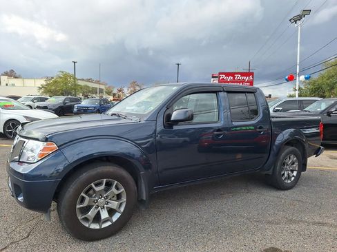 Certified 2021 Nissan Frontier SV image 9