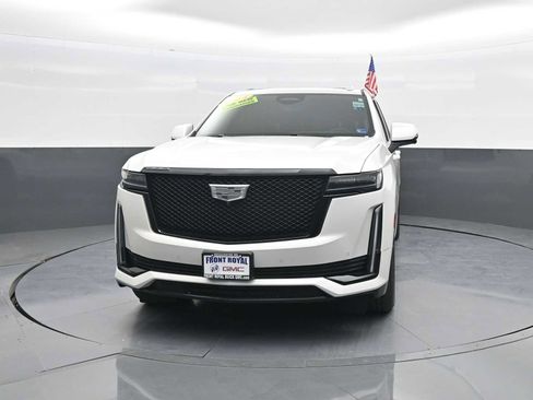 Used 2024 Cadillac Escalade Sport Platinum w/ LPO, ONYX Package AWD/4WD image 3