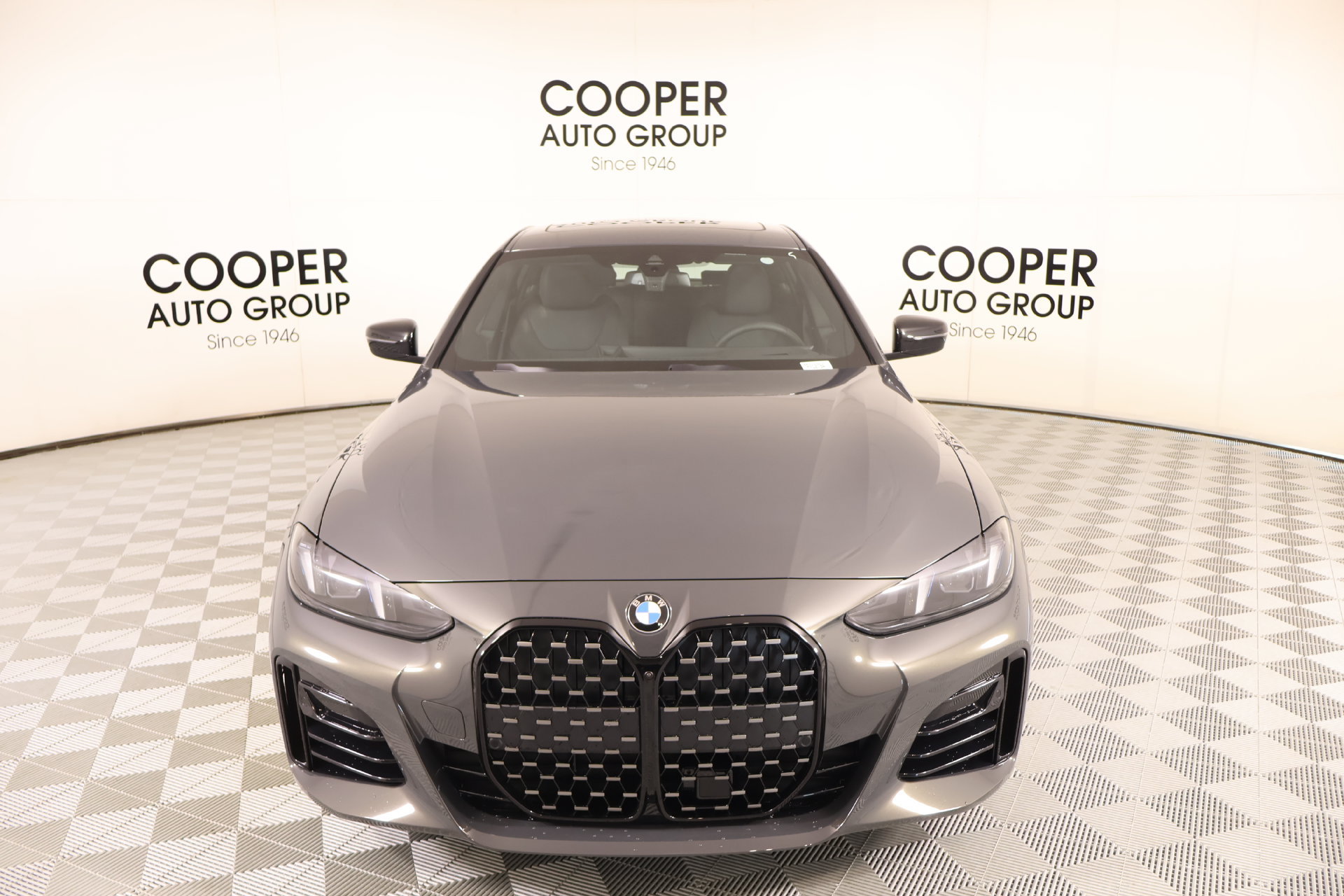 New 2026 BMW 430i xDrive w/ M Sport Package AWD/4WD image 9
