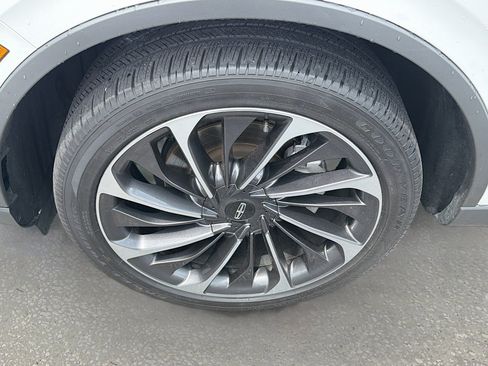 Certified 2020 Lincoln Aviator Reserve w/ Equipment Group 202A AWD/4WD image 33