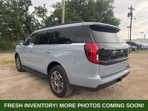 Used 2025 Ford Expedition Active AWD/4WD image 4