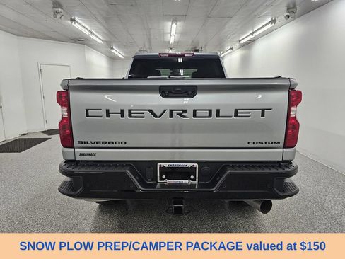 Used 2025 Chevrolet Silverado 2500 Custom w/ Custom Value Package AWD/4WD image 6