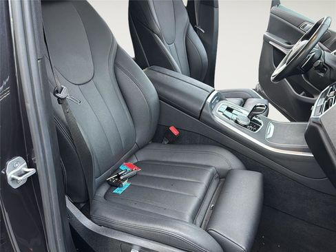Used 2022 BMW X5 xDrive40i w/ Premium Package image 27