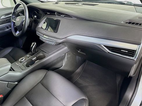 Used 2020 Cadillac XT4 Premium Luxury AWD/4WD image 29