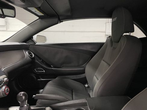 Used 2012 Chevrolet Camaro SS RWD image 13