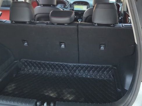 Used 2023 Kia Soul GT-Line FWD image 24