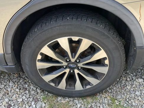 Used 2016 Subaru Outback 2.5i Limited AWD/4WD image 18