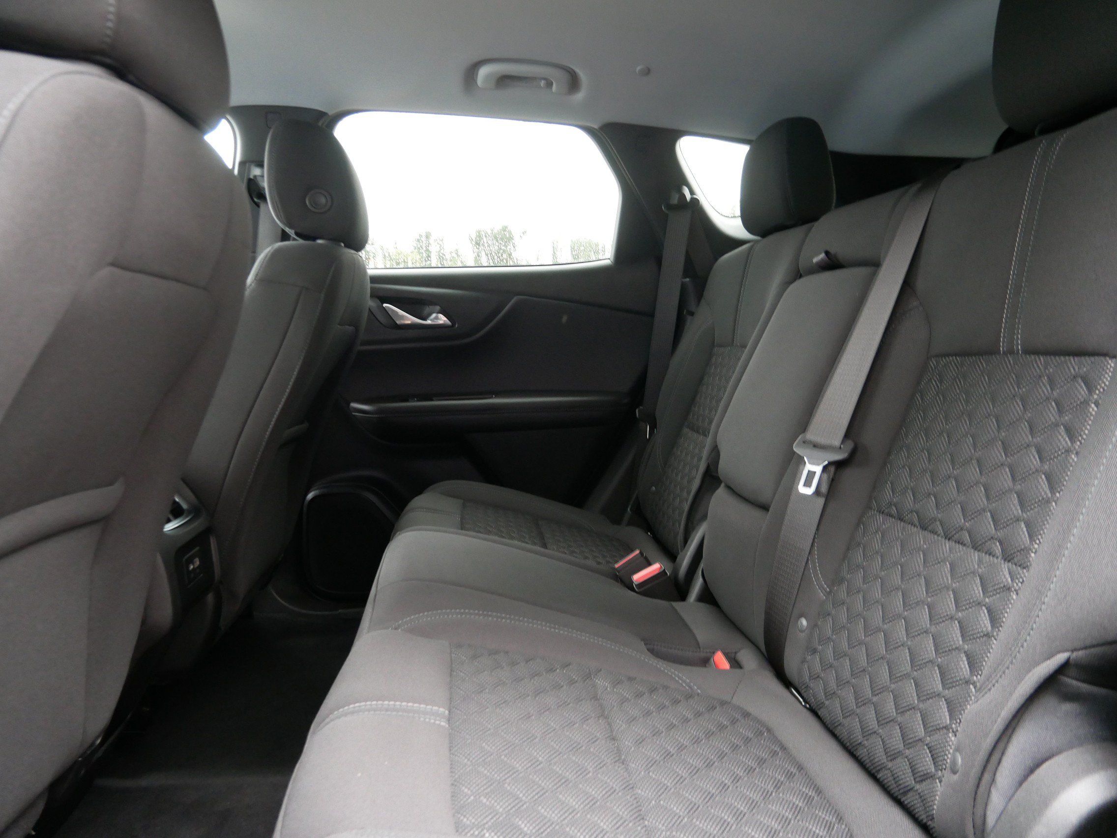 Used 2022 Chevrolet Blazer LT w/ Redline Edition AWD/4WD image 7