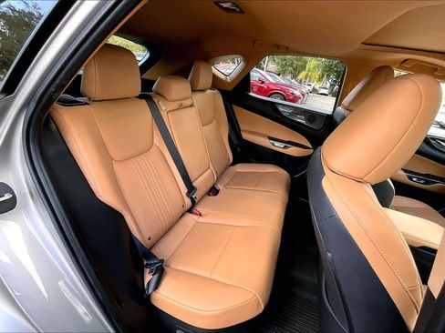 Used 2022 Lexus NX 350h Premium image 20