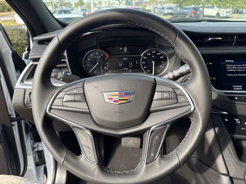 New 2026 Cadillac XT5 Luxury w/ LPO, Floor Liner Package image 30