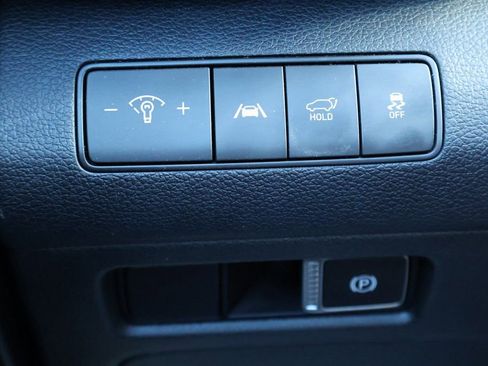 Used 2023 Hyundai Santa Fe SEL image 17