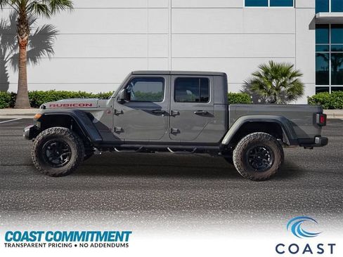 Used 2023 Jeep Gladiator Rubicon w/ Trailer Tow Package AWD/4WD image 3