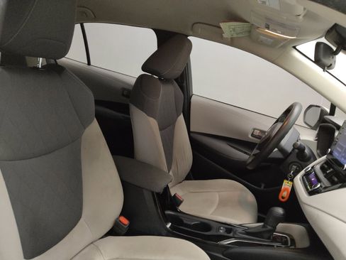 Used 2022 Toyota Corolla LE FWD image 21