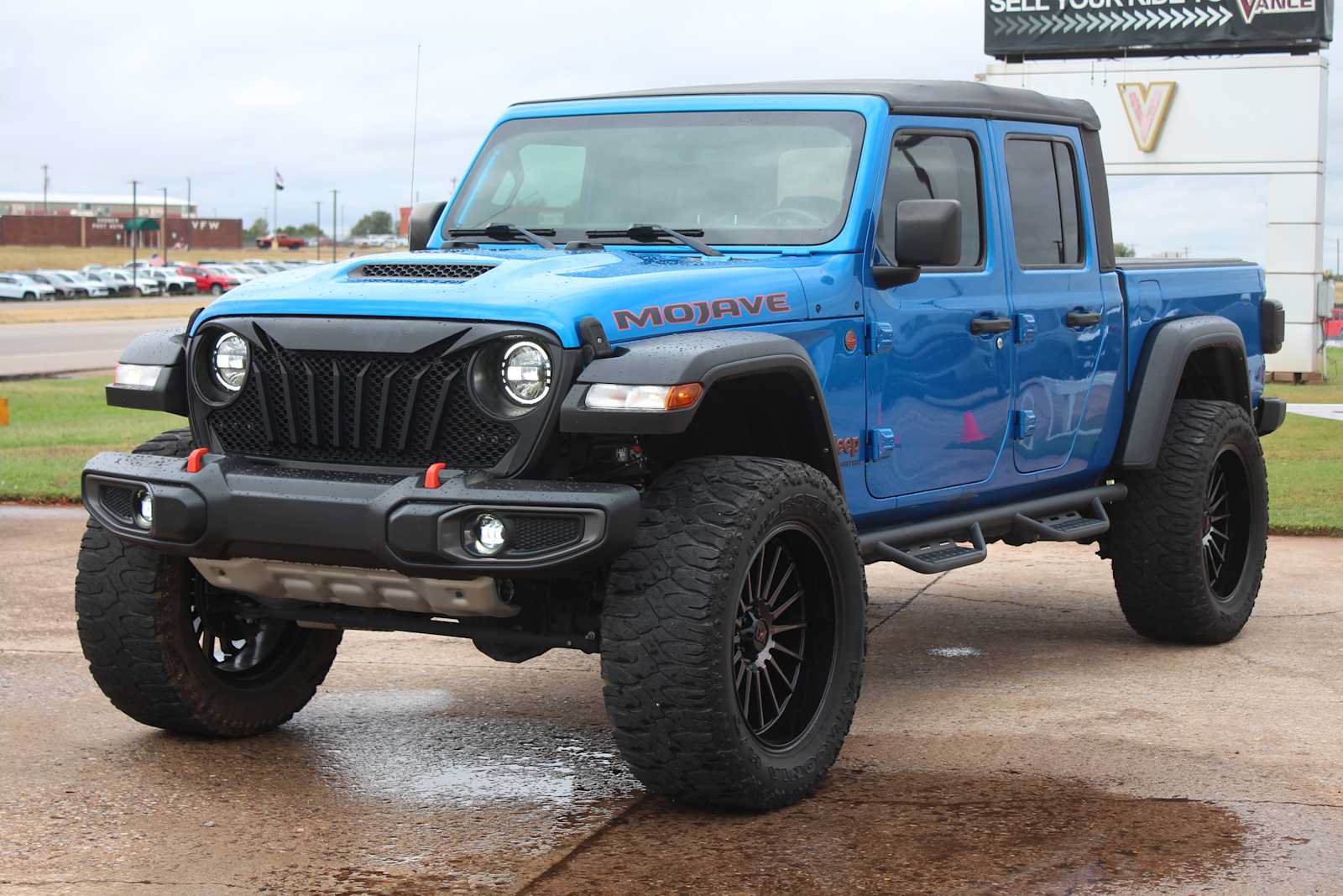 Used 2022 Jeep Gladiator Mojave w/ Cold Weather Group AWD/4WD image 4
