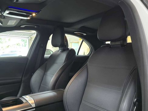 Used 2024 Mercedes-Benz C 300 Sedan image 21