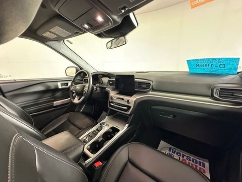 Used 2023 Ford Explorer XLT w/ Equipment Group 202A image 25