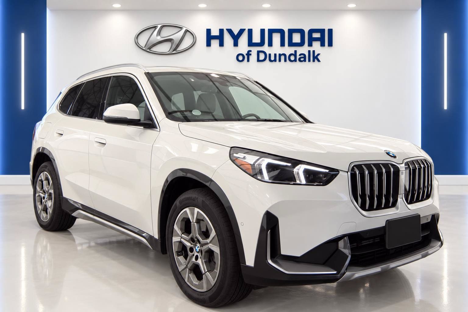 Used 2026 BMW X1 xDrive28i AWD/4WD image 3