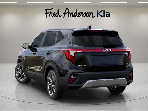 New 2026 Kia Seltos LX image 4