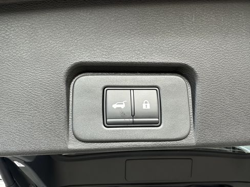 New 2026 Nissan Rogue Dark Armor AWD/4WD image 33