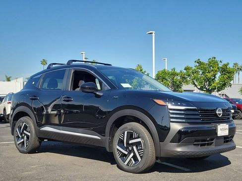 New 2026 Nissan Kicks SV w/ SV Premium Package image 21