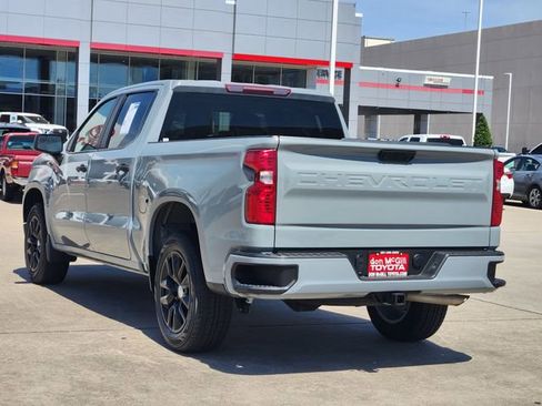 Used 2024 Chevrolet Silverado 1500 Custom image 5