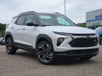 New 2026 Chevrolet TrailBlazer RS w/ Convenience Package AWD/4WD video 2