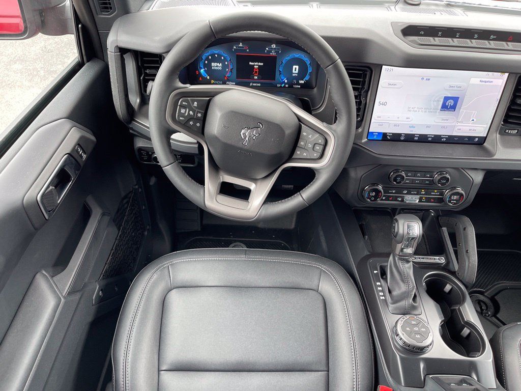 New 2025 Ford Bronco Badlands AWD/4WD image 6