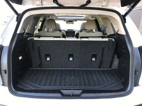 Used 2025 Subaru Ascent Limited w/ Popular Package #2 image 11