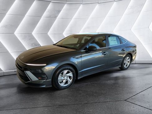 New 2026 Hyundai Sonata SE image 2