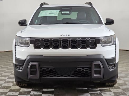 New 2026 Jeep Cherokee Laredo image 9