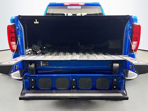 Certified 2022 GMC Sierra 1500 Elevation w/ Elevation Premium Package image 40