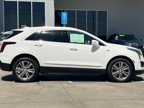 Used 2024 Cadillac XT5 Premium Luxury FWD image 3