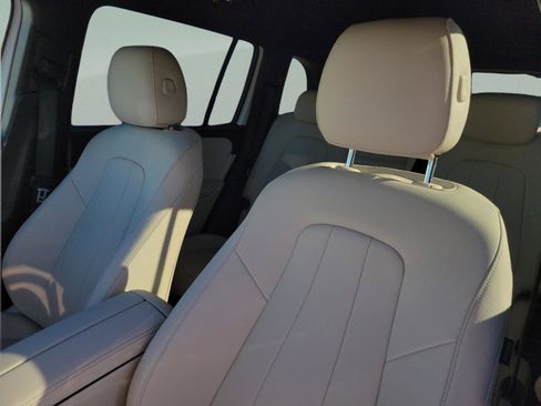 Certified 2025 Mercedes-Benz GLB 250 image 23