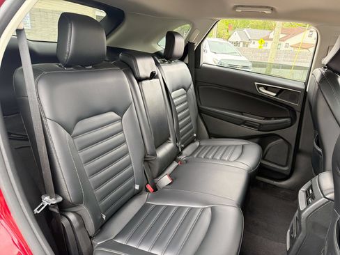 Used 2024 Ford Edge SEL AWD/4WD image 23