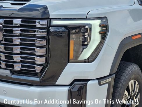 New 2026 GMC Sierra 3500 Denali Ultimate AWD/4WD image 6