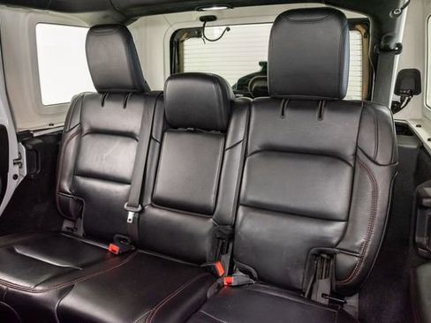 Used 2020 Jeep Wrangler Unlimited Rubicon AWD/4WD image 24