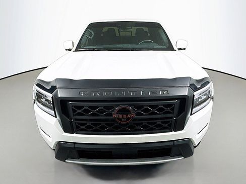 Certified 2023 Nissan Frontier PRO-4X w/ Pro Convenience Package image 2